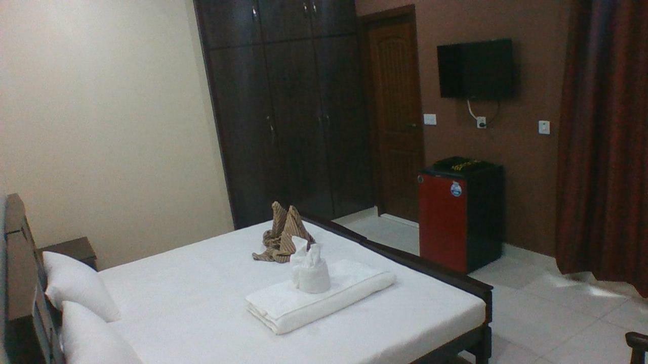 Red Roof Hotel Sahiwal Dış mekan fotoğraf